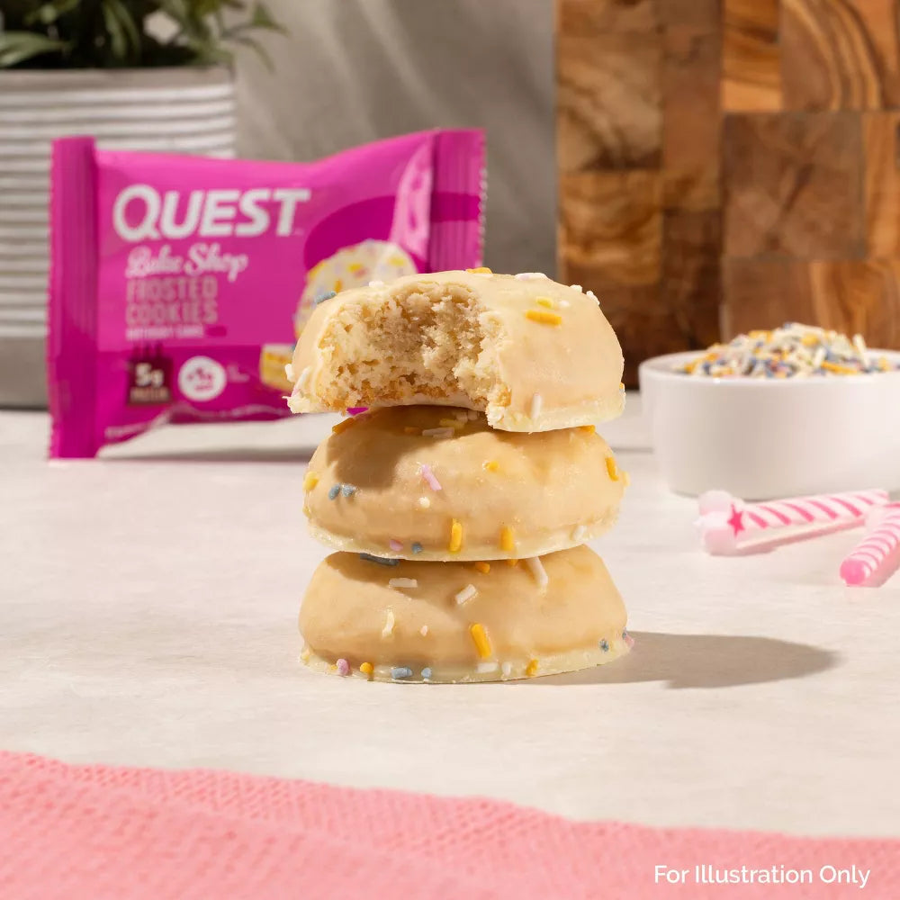 (BBF JAN/26)Quest Protein Frosted Cookie Birthday Cake - 1 Box (8 Pieces)