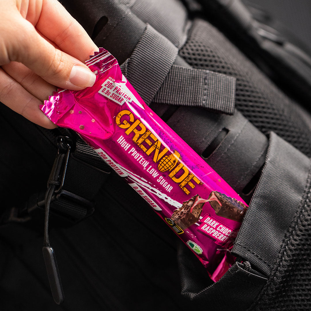 ( BBF 01/OCT/25 ) Grenade Carb Killa Protein Bar - Dark Chocolate Raspberry 1 Box (12 Bars)