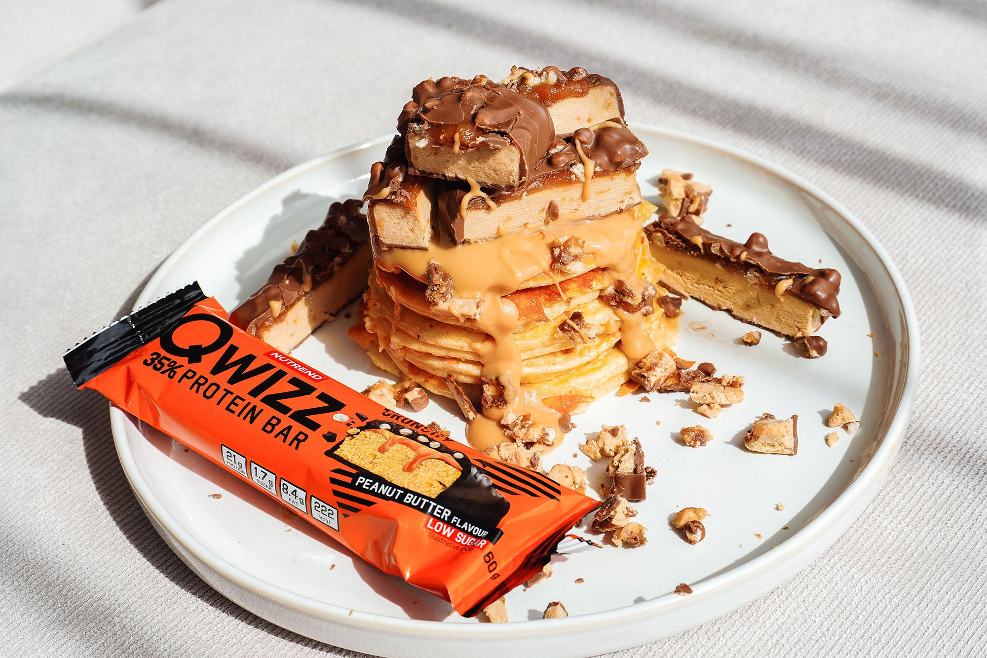 โปรตีนบาร์ Nutrend Qwizz Protein Bar - Cookies & Cream (3 Bars)